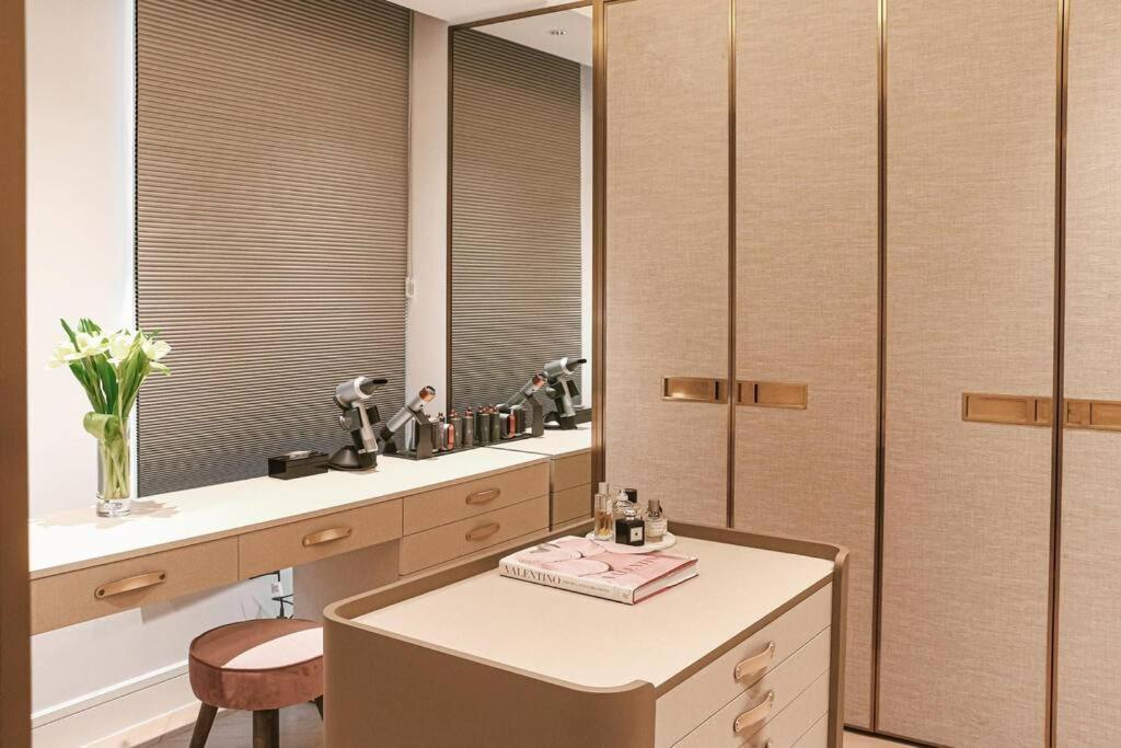 The Rixx Masterpiece Apartment@vincom/opera House Ho Chi Minh City