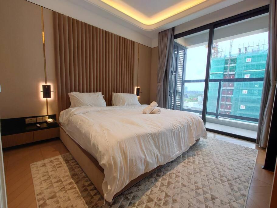 The Rixx Masterpiece Apartment@vincom/opera House Apartment
